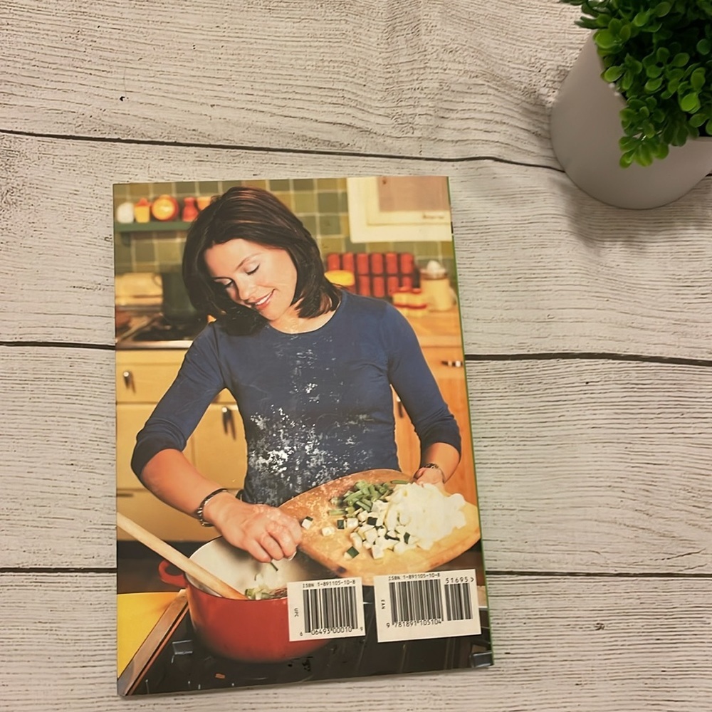 EUC Rachel Ray 30 Minute Meals 2 cookbook​ - Picture 2 of 3
